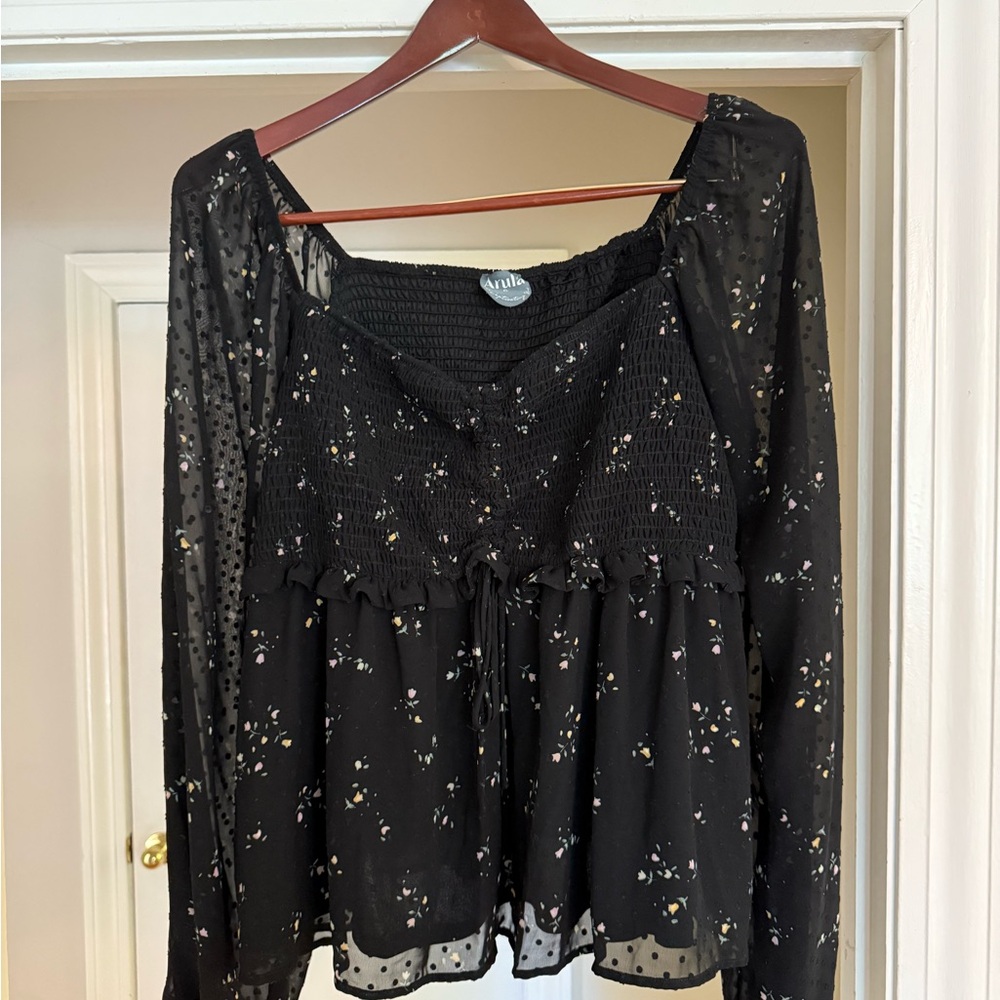 Women's Black Floral Top